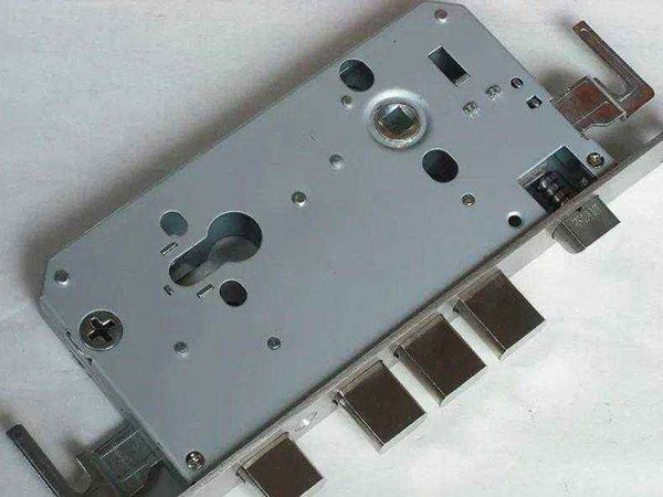 金坛24小时上门开锁公司